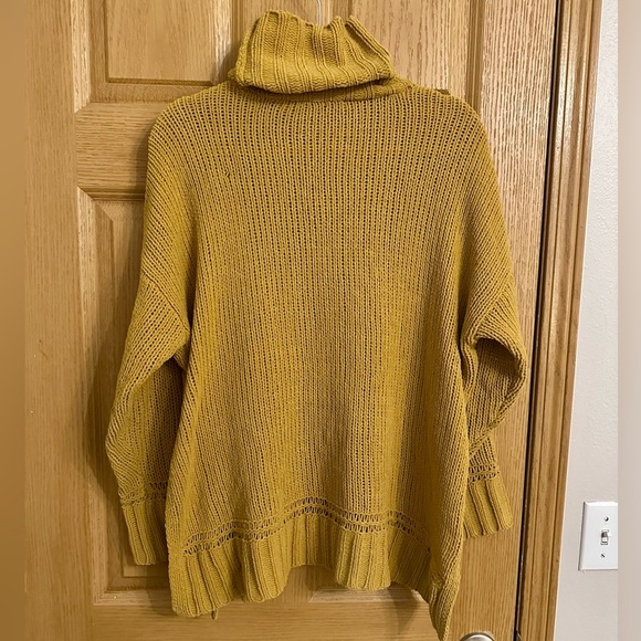Aerie Women’s Cozy Mustard Turtleneck Sweater - Size XS - Picture 2 of 6
